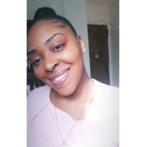 Meet your Posher, Destiny